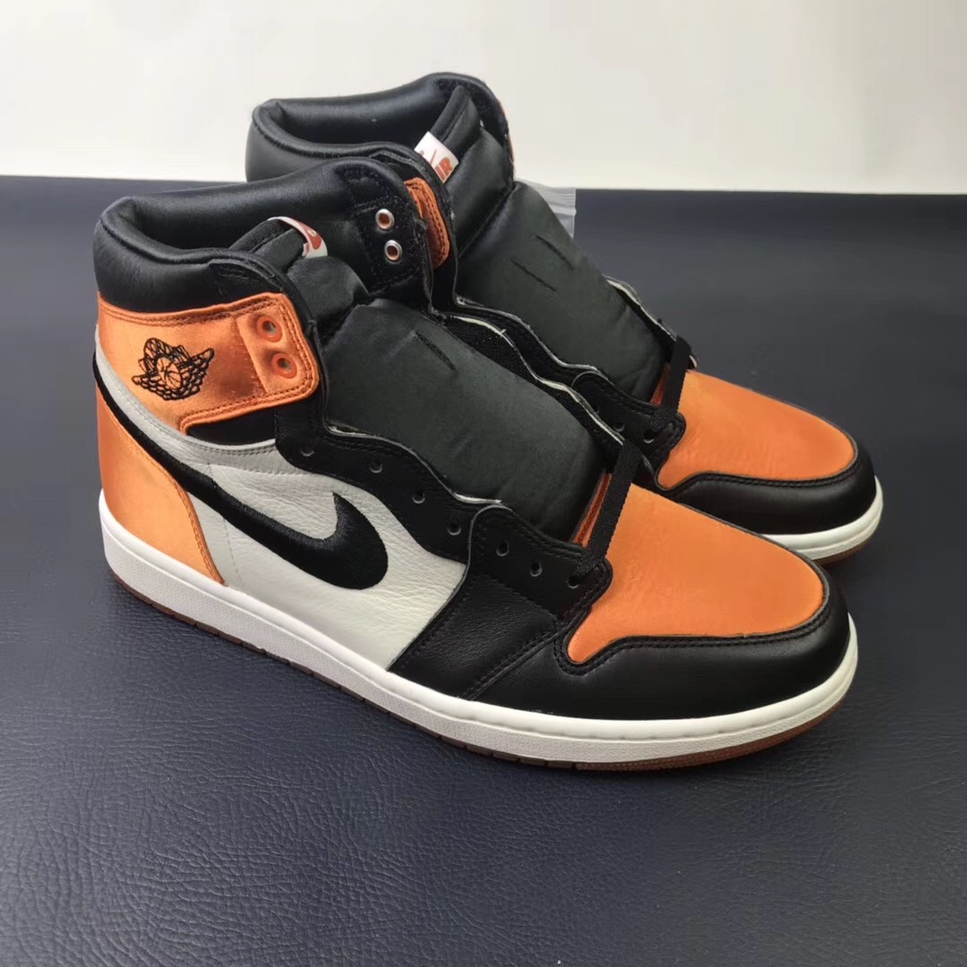 Jordan 1 Retro High Satin Shattered Backboard (W) - Click Image to Close