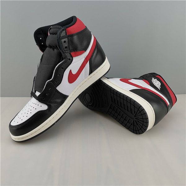 Jordan 1 Retro High Black Gym Red