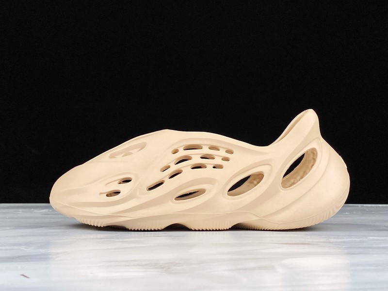 adidas Yeezy Foam Runner Slide lotus root starch
