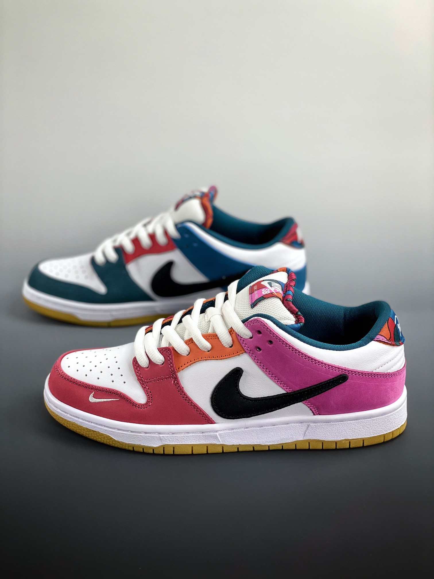 Parra x NK SB Dunk Low - Click Image to Close