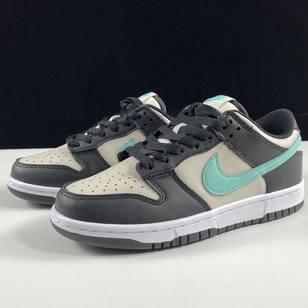 Nike Dunk Low Black and Green