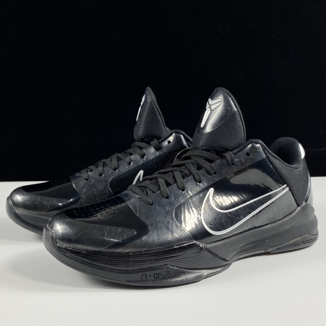 Nike Kobe 5 Blackout