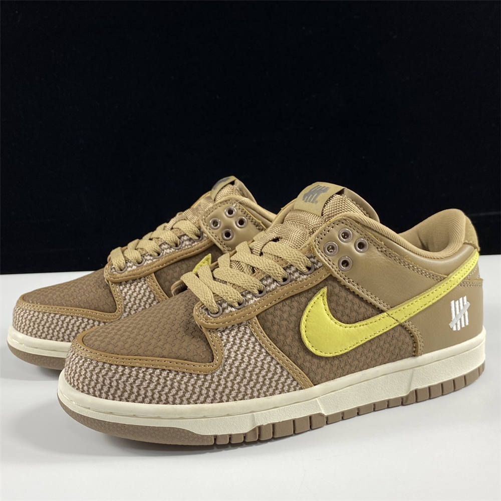 Nike Dunk Low SP UNDEFEATED Canteen