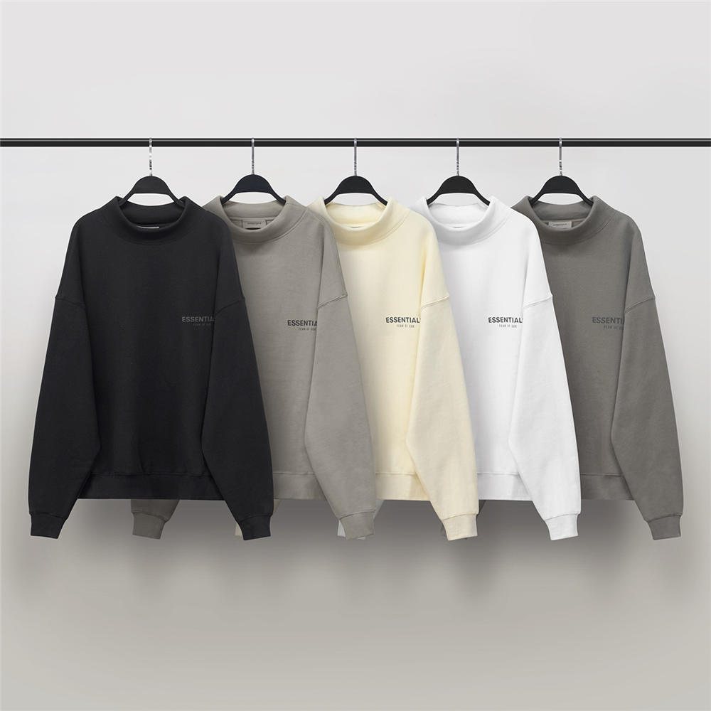 FOG essentials 3m reflective letters on chest crewneck - Click Image to Close