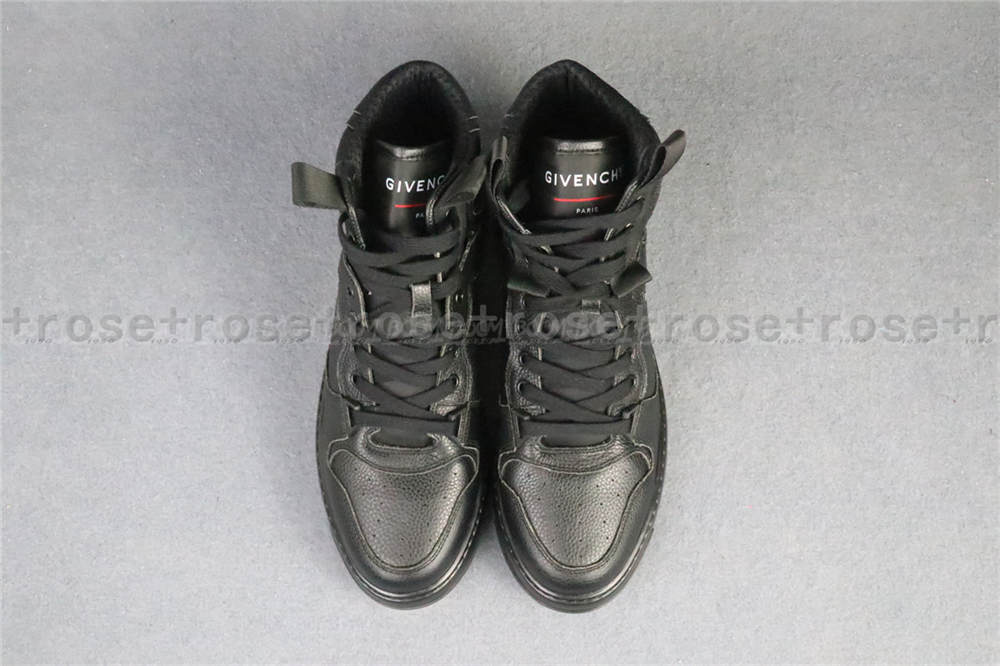 GC Black sneaker 1