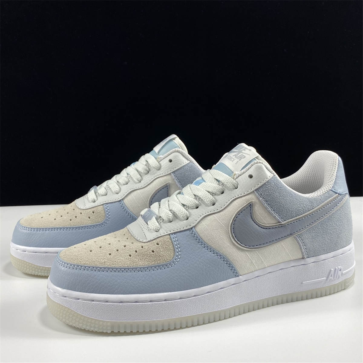 Nike Air Force 1 Low Light Armory Blue Obsidian Mist