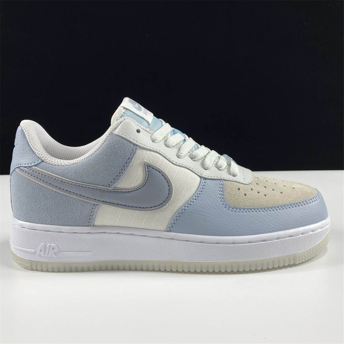 Nike Air Force 1 Low Light Armory Blue Obsidian Mist