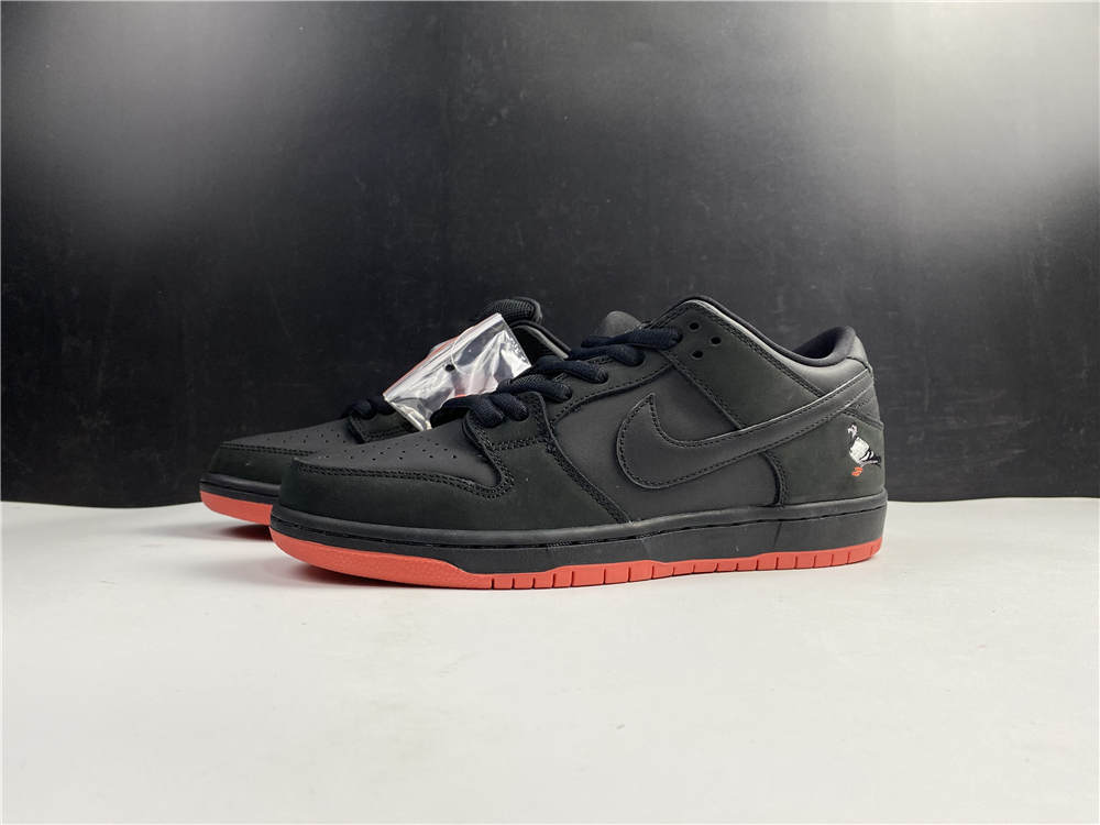 Nike SB Dunk Low Black Pigeon