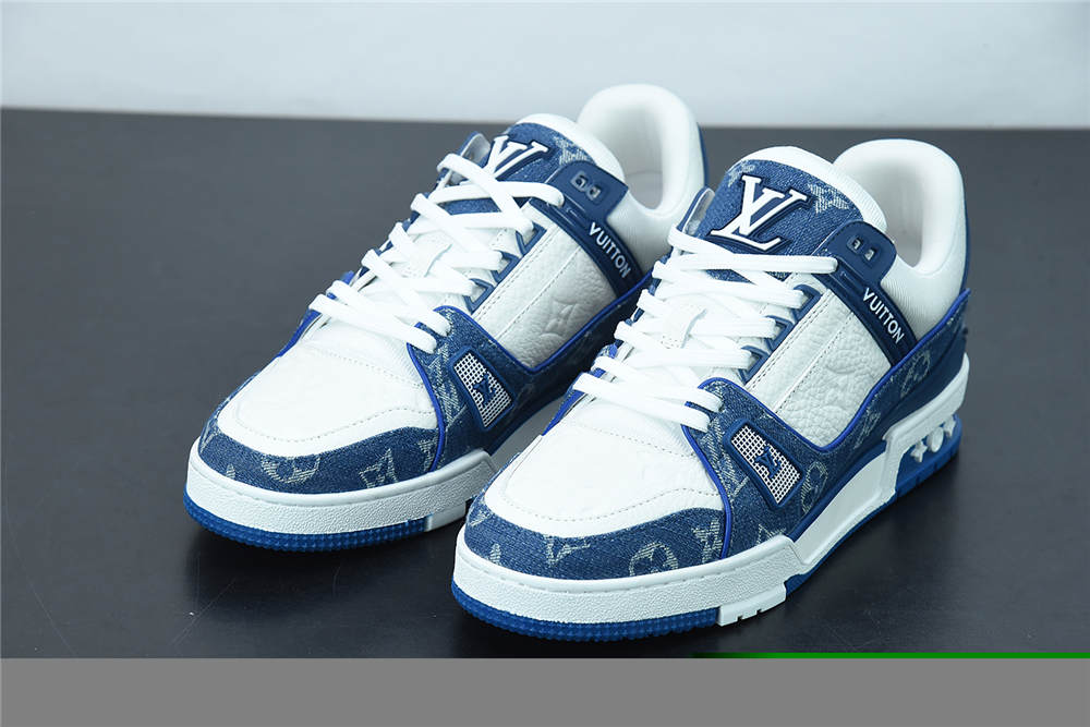 LV Trainer Sneaker Low white blue