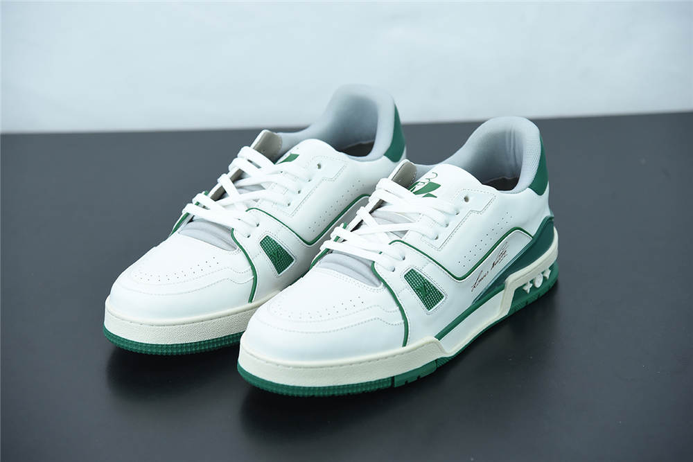 LV Trainer Sneaker Low white green