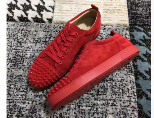CL RED BOTTOMS LOW CUT RED RIVET FRONTCASUAL SHOE