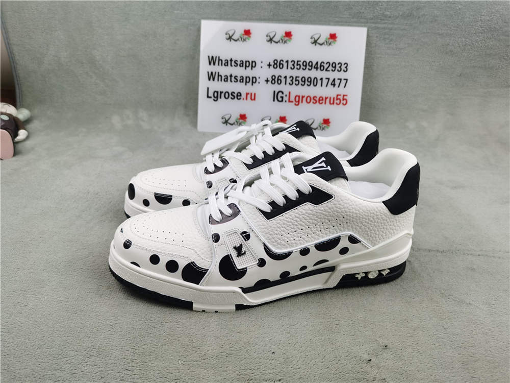 LV Trainer Sneaker Low cow