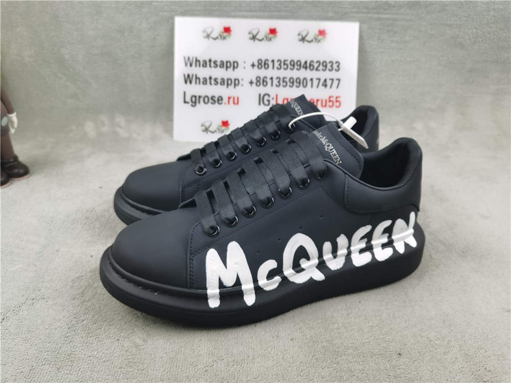 Alexander Mcqueen Oversized sneakers in Leather