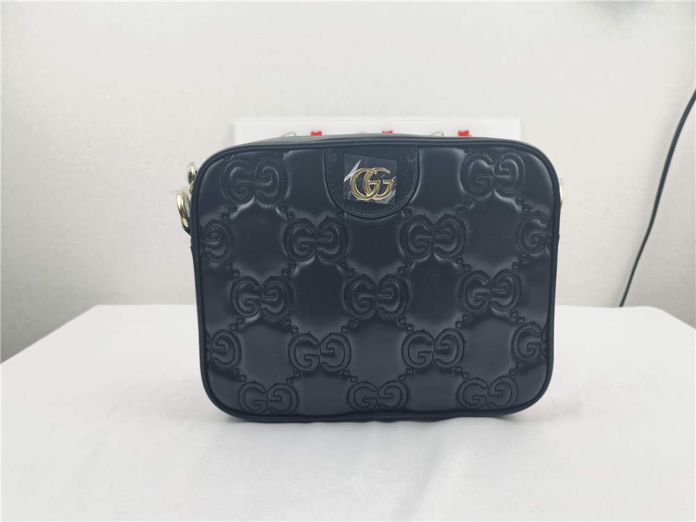 GUCCI Matelassé leather small bag,New Products : Rose Kicks, Rose Kicks